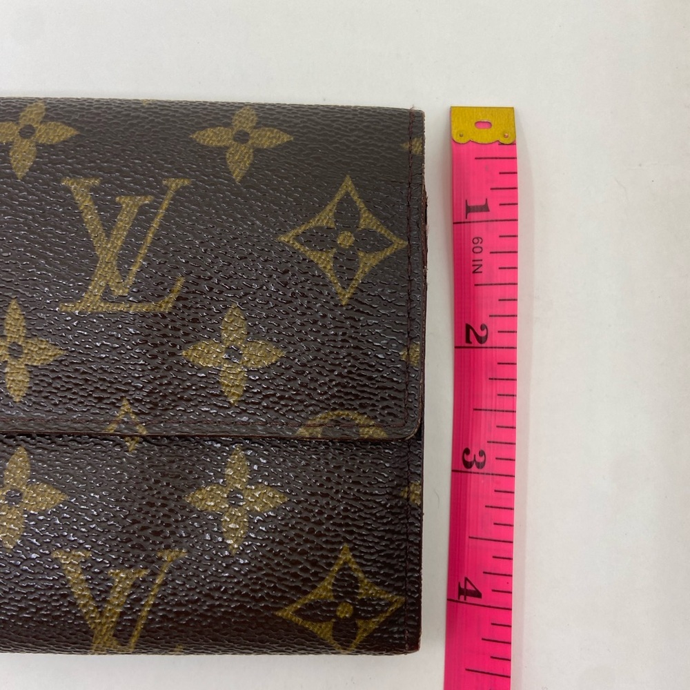 Louis Vuitton Monogram Wallet - Picture 16 of 16